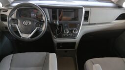 
										TOYOTA Sienna ce Mini van v6 TELA 2015 full									