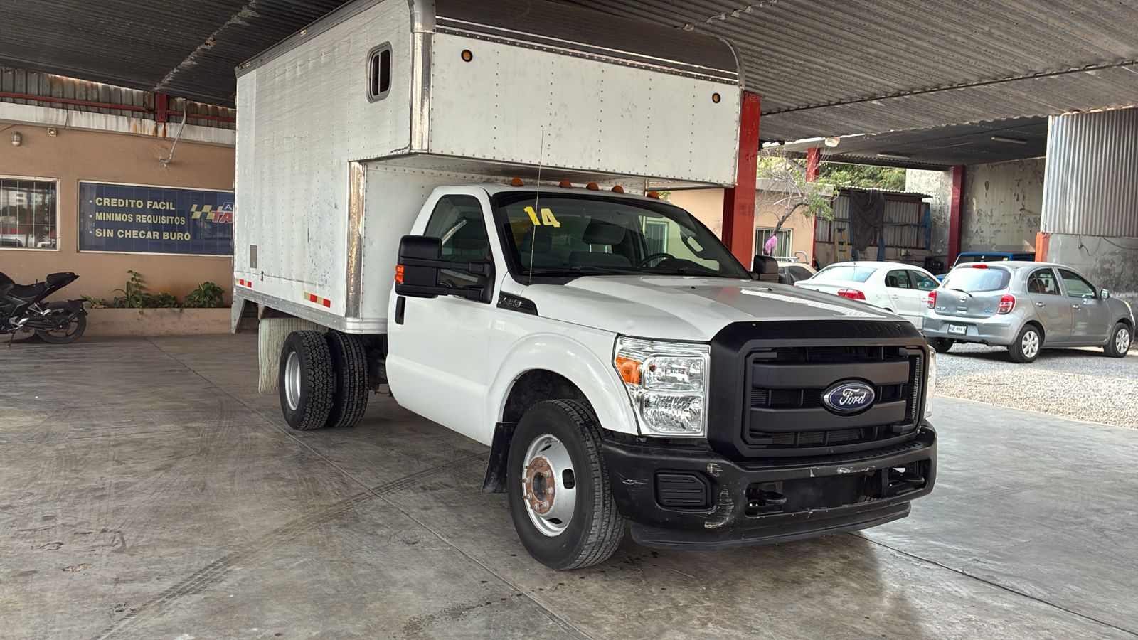 FORD F-350 2014  C/SECA CON COPETE 10 FT