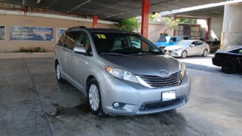 SIENNA XLE 2016 AUT PIEL