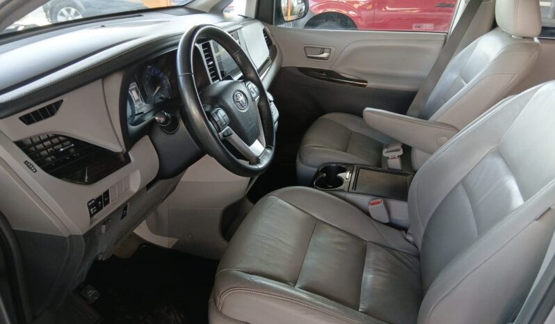 
								SIENNA XLE 2016 AUT PIEL full									
