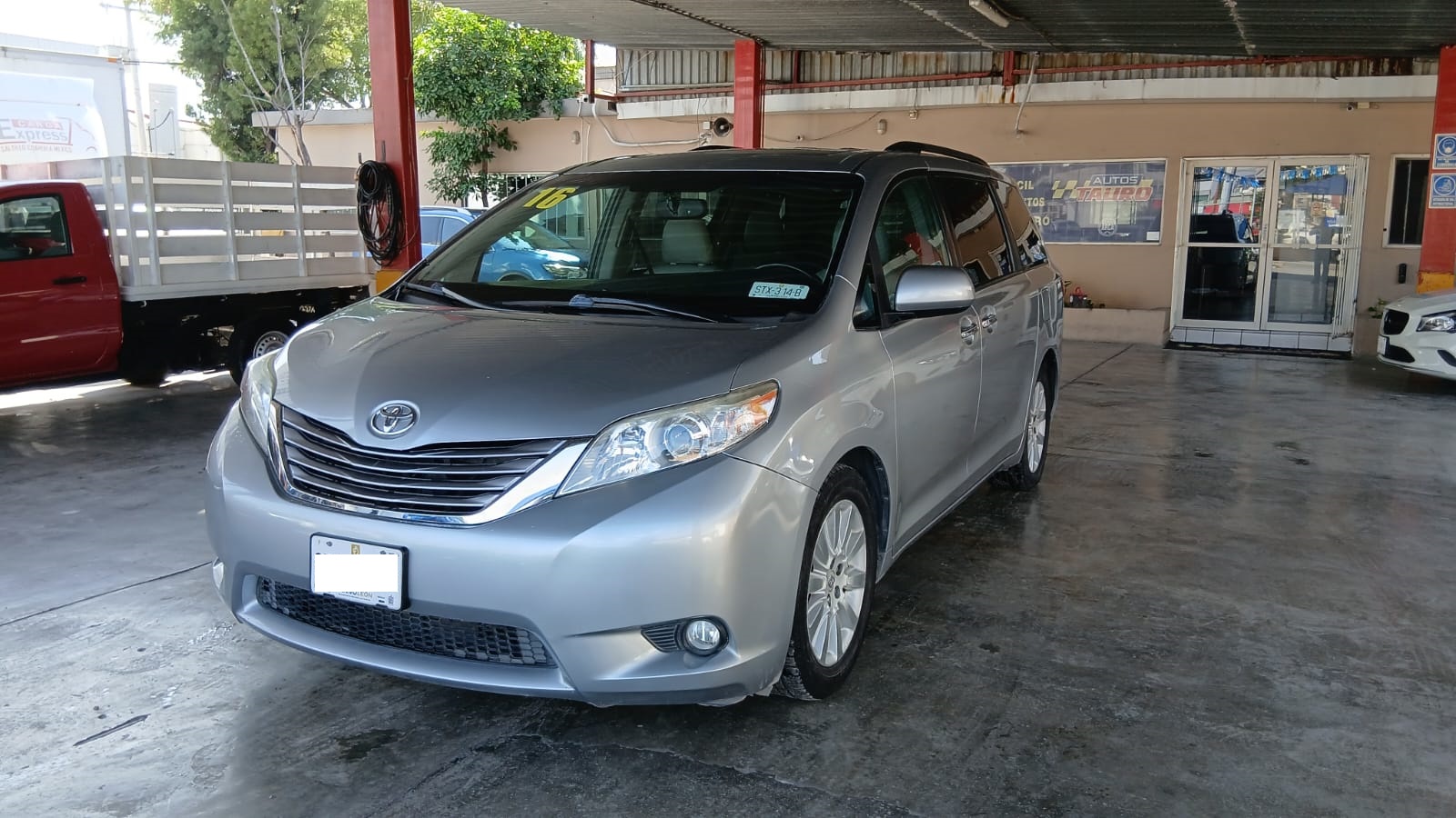 SIENNA XLE 2016 AUT PIEL