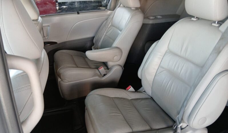 
								SIENNA XLE 2016 AUT PIEL full									