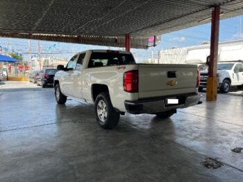 SILVERADO 4X4 2016 AUT DOBLE CABINA