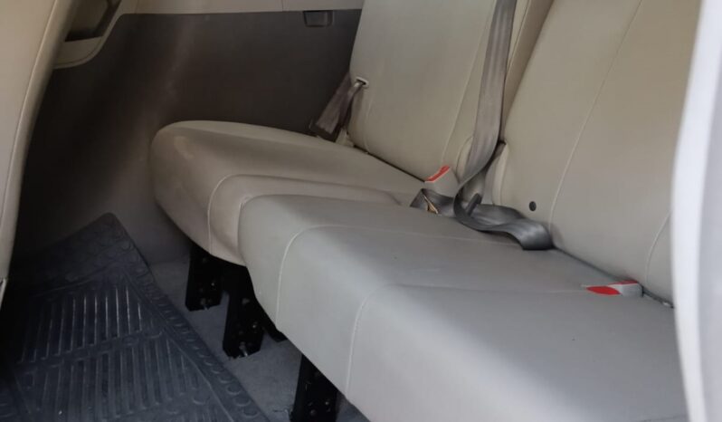 
								SIENNA XLE 2011 AUT PIEL full									