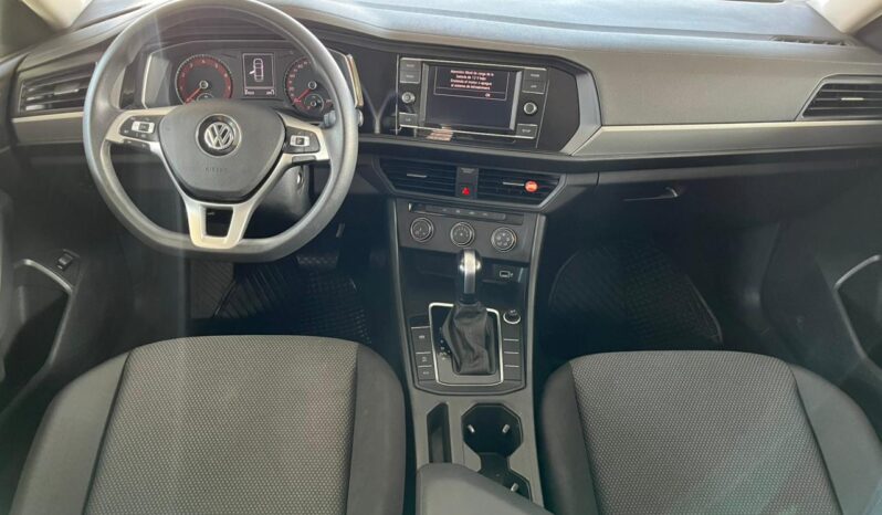 
								JETTA TRENDLINE 2019 TIPTRONIC full									