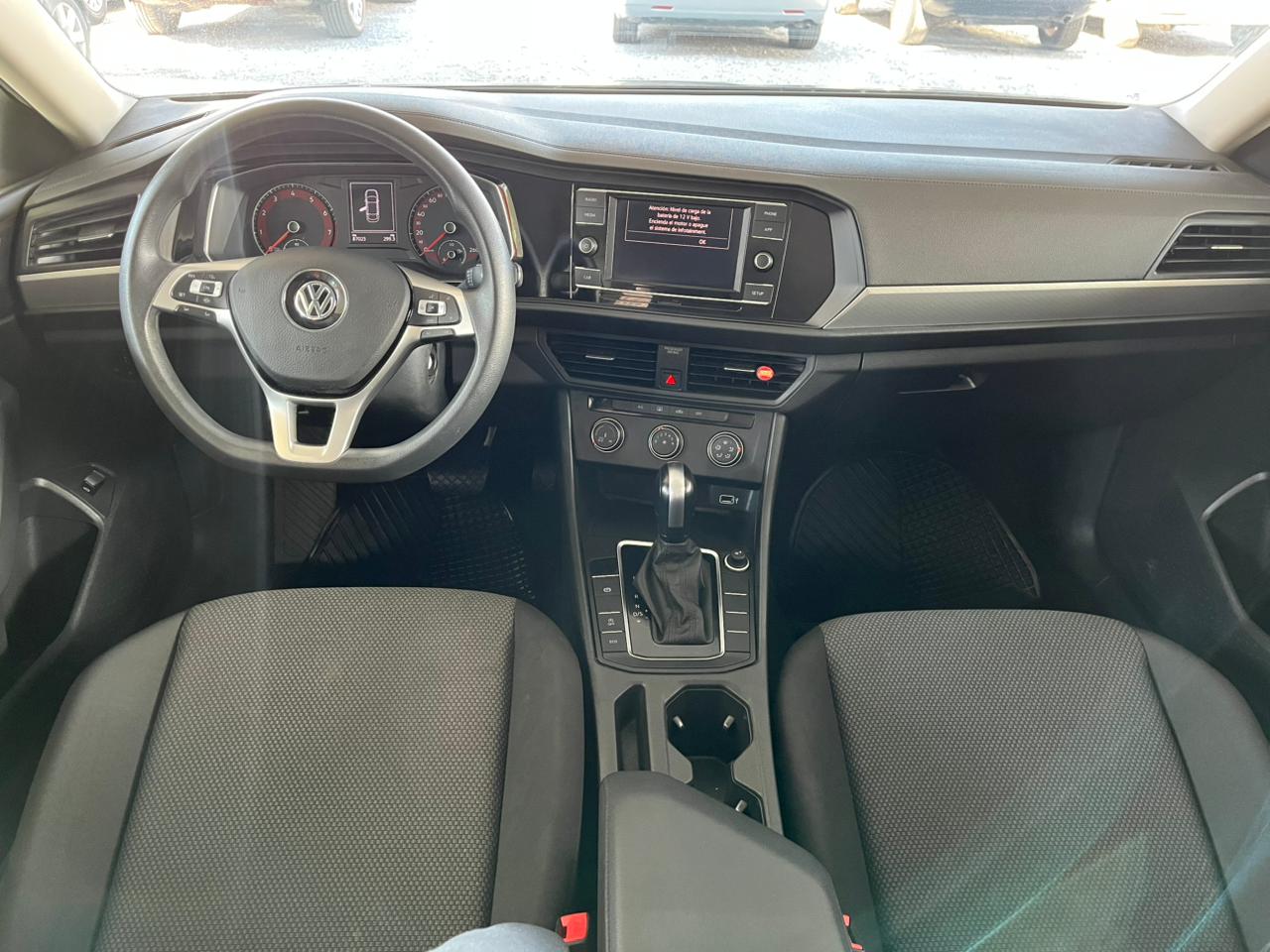 JETTA TRENDLINE 2019 TIPTRONIC