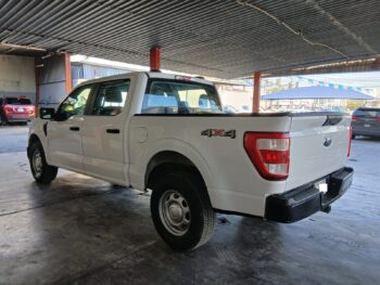 F-150 XL 4X4 2021 CREW CAB AUT DOBLE CABINA