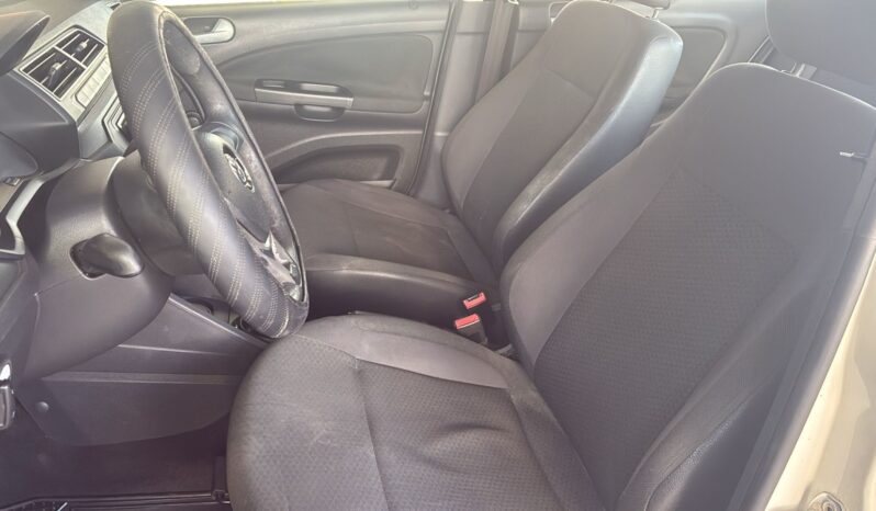 
								GOL CL TRENDLINE 2017 STD full									