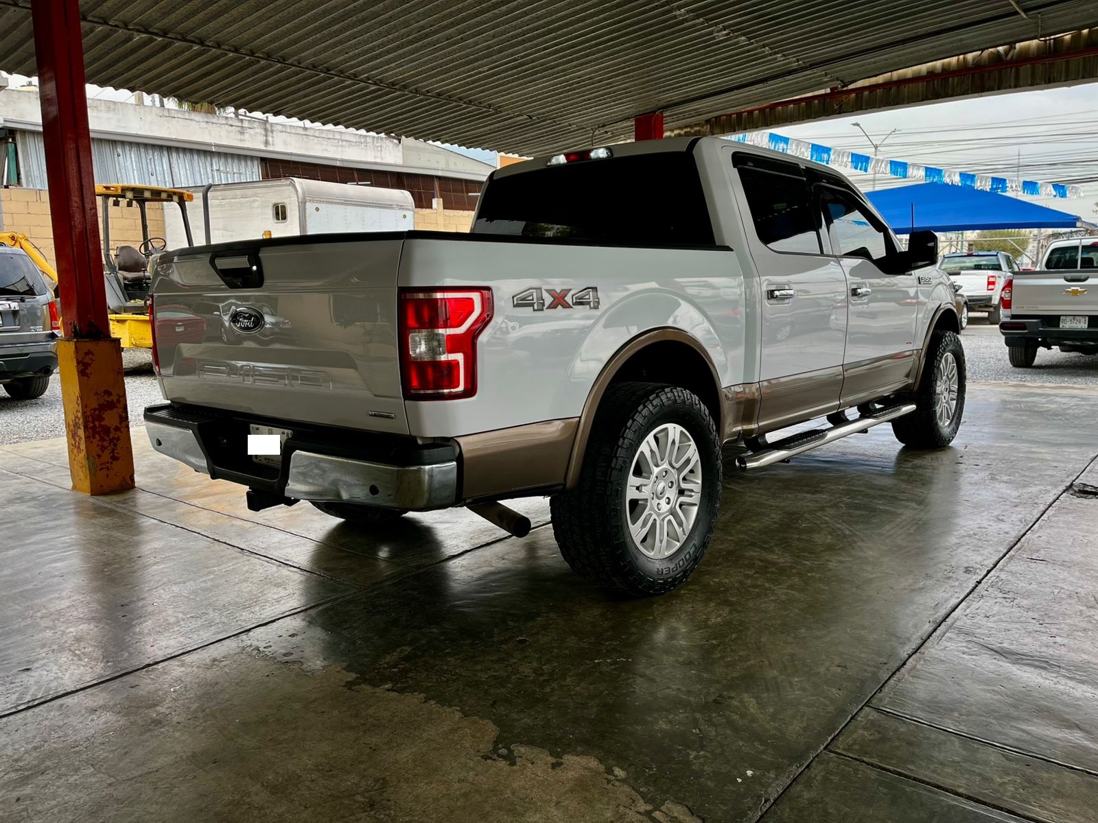 FORD F-150 4 X 4 2018 AUT 4 PTS
