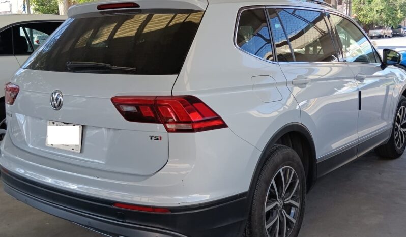 
								TIGUAN COMFORTLINE 2018 AUT PIEL full									