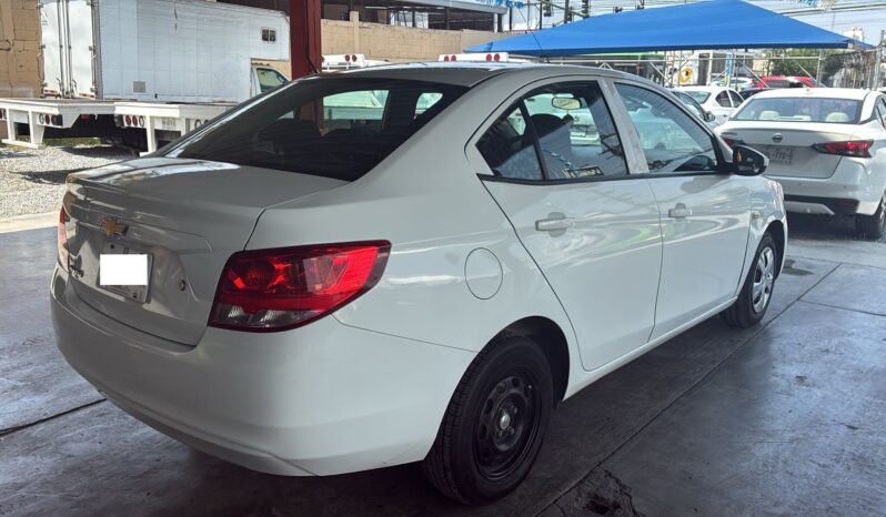 
								AVEO LS 2022 STD CLIMA full									