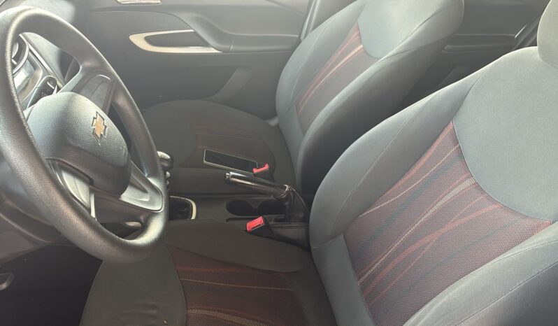 
								AVEO LS 2022 STD CLIMA full									