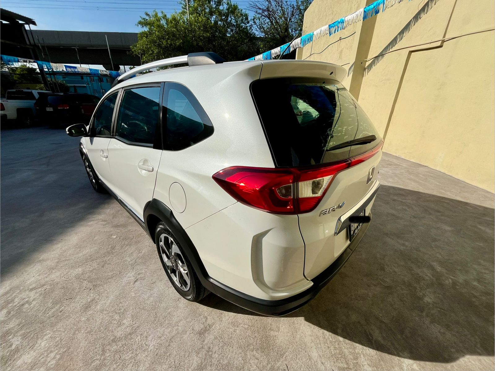 BR-V PRIME 2018 AUT 3 ROW