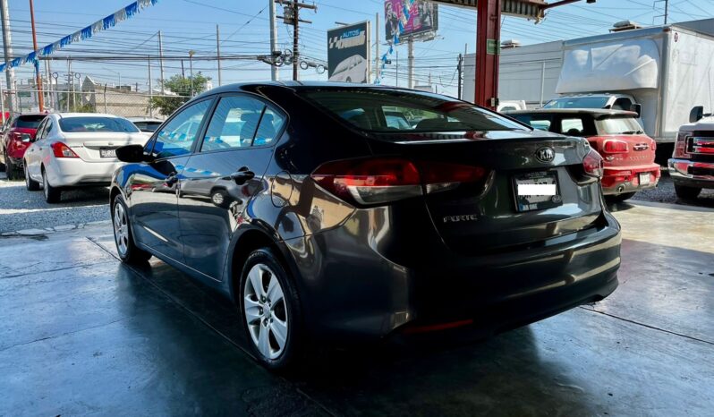 
								KIA FORTE LX 2017 AUT full									