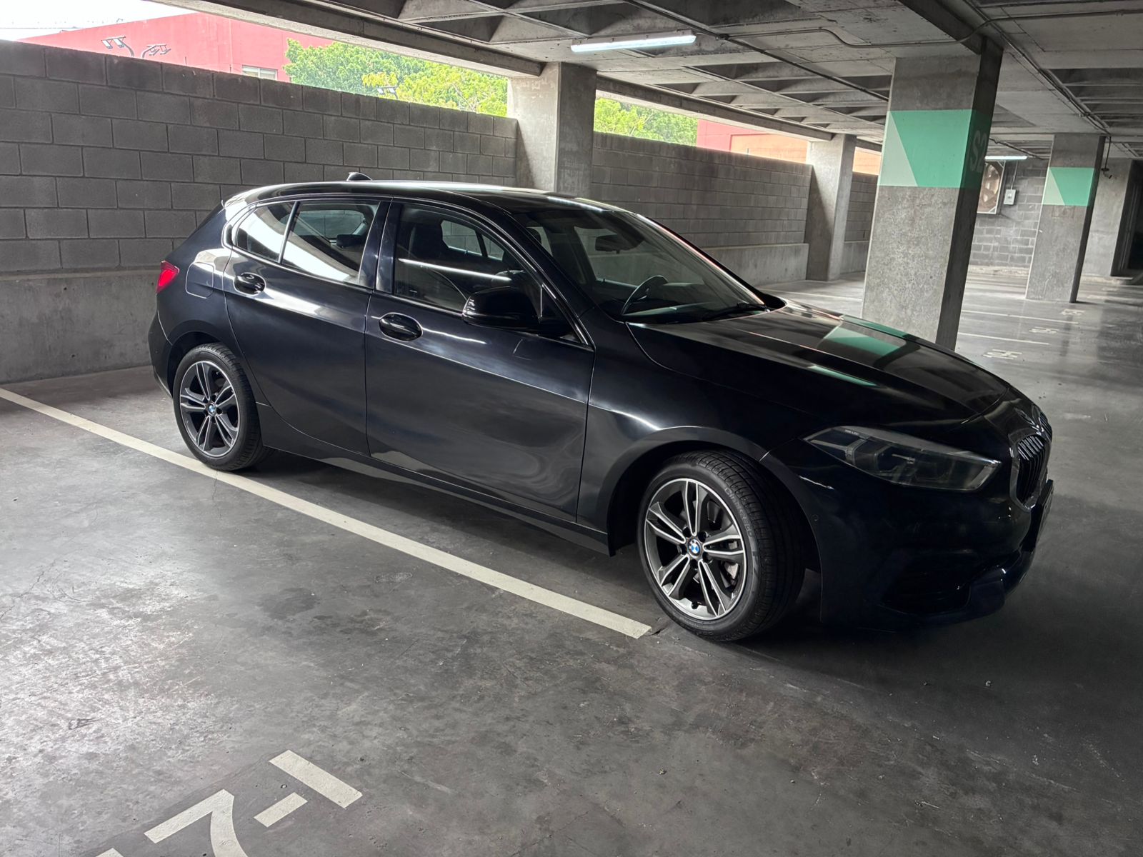 BMW SERIE 1 118 2022 AUT