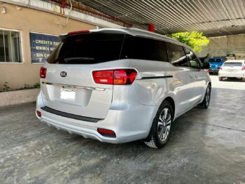KIA SEDONA SXL 2019 AUT PIEL
