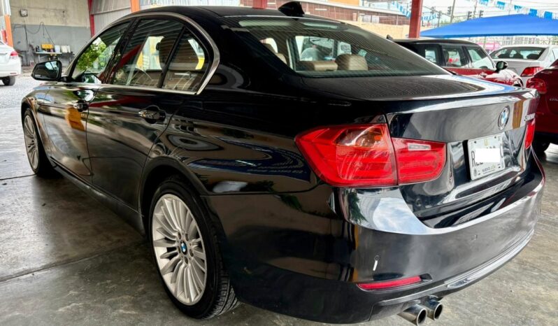 
								BMW 328 i 2015 AUT PIEL full									