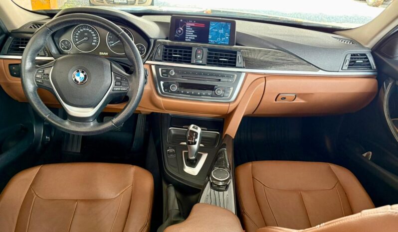 
								BMW 328 i 2015 AUT PIEL full									