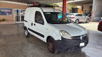 Kangoo A/C 2017 Manual  c/parrilla
