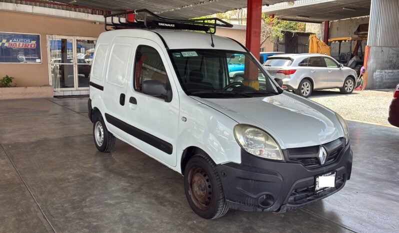 
								Kangoo A/C 2017 Manual  c/parrilla full									