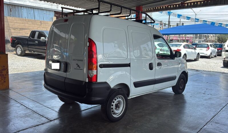 
								Kangoo A/C 2017 Manual  c/parrilla full									