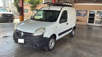 Kangoo A/C 2017 Manual  c/parrilla