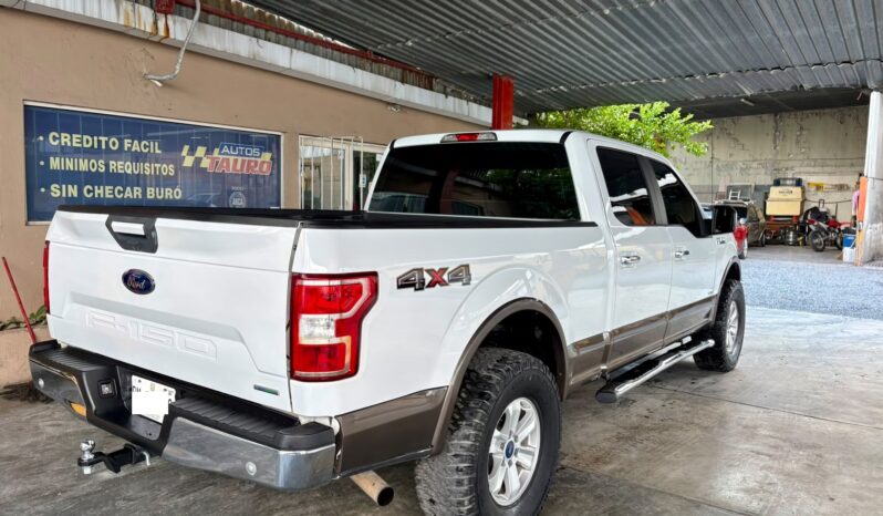 
								FORD F-150 4 PTS AUT full									