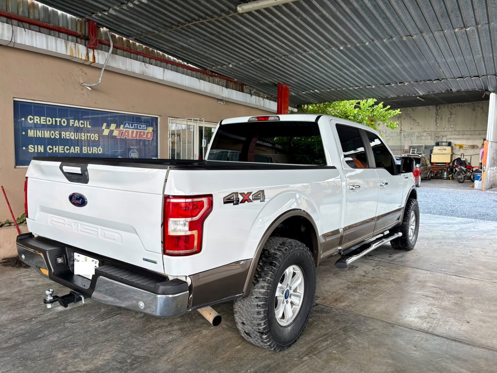 FORD F-150 4 PTS AUT